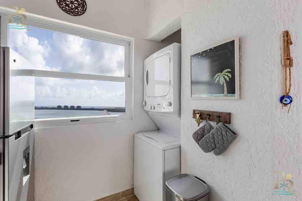 Property gallery Your Sky Sanctuary in Cancún: A Penthouse Where Every Sunrise is Pure Gold