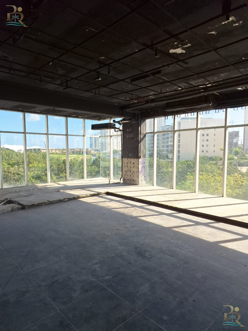 Property gallery Prime Commercial Space for Lease in Puerto Cancún