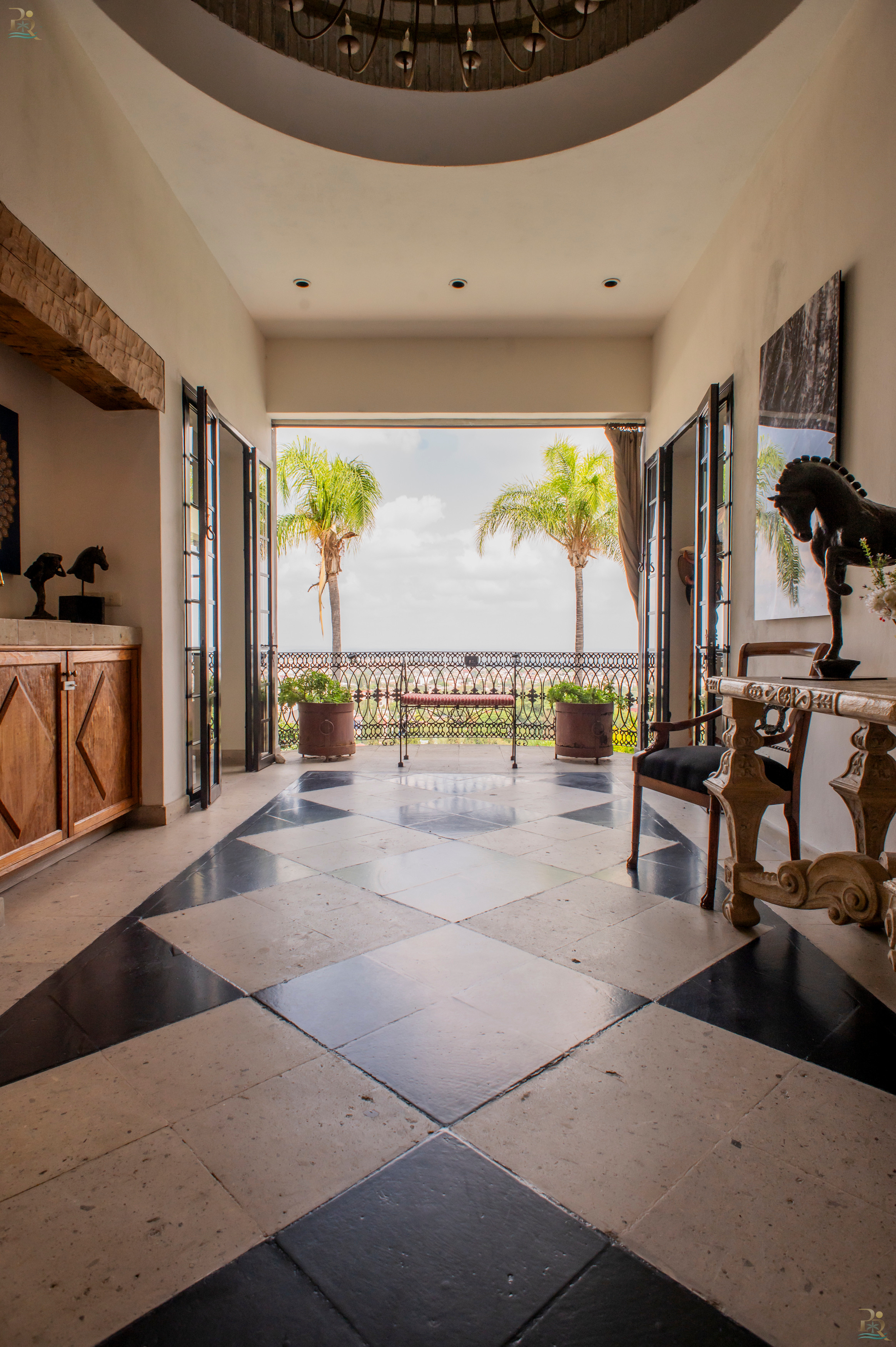 Property gallery Timeless Luxury in the Heart of San Miguel