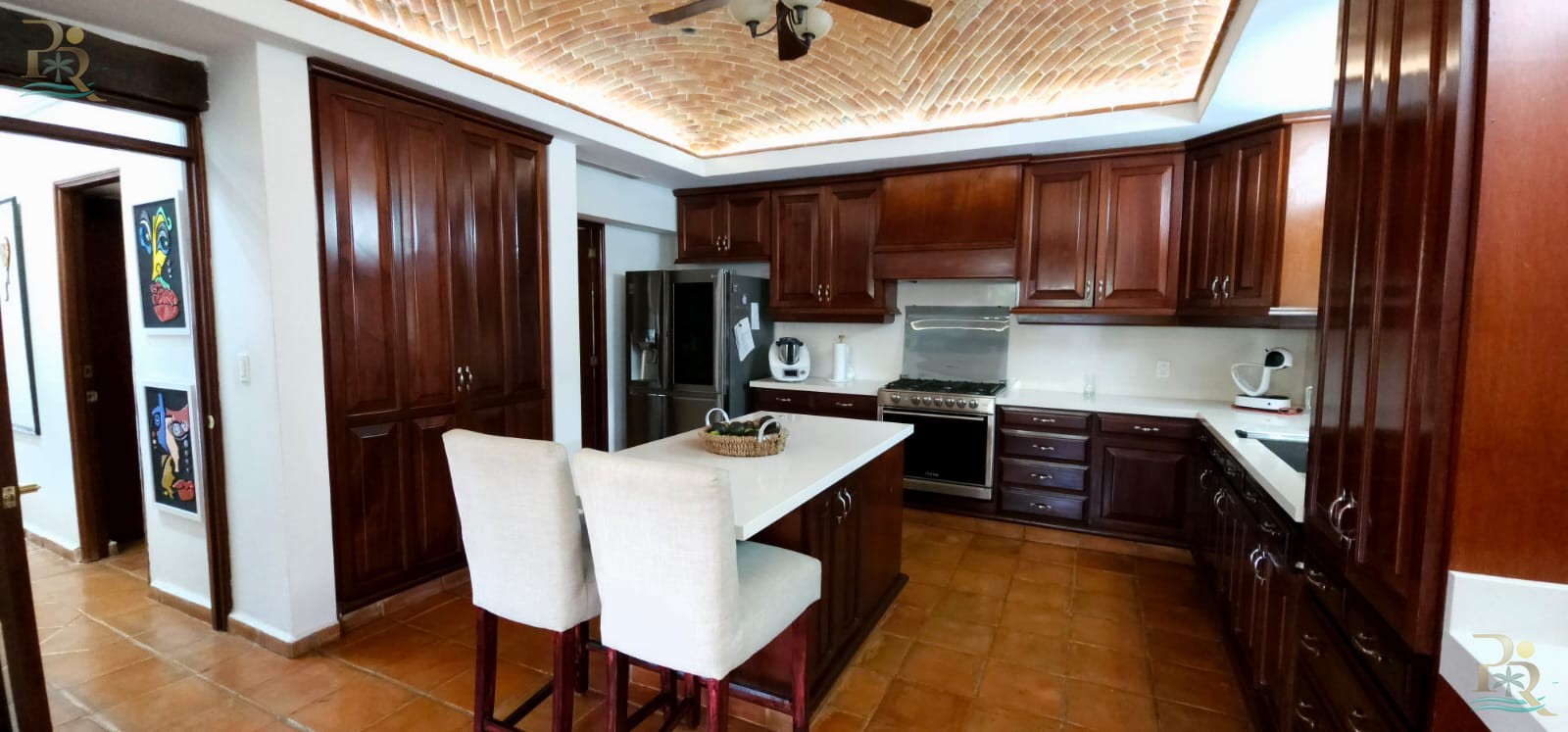 Property gallery SPLURGENT HOUSE: LIVE THE LUXURY IN ISLA DORADA