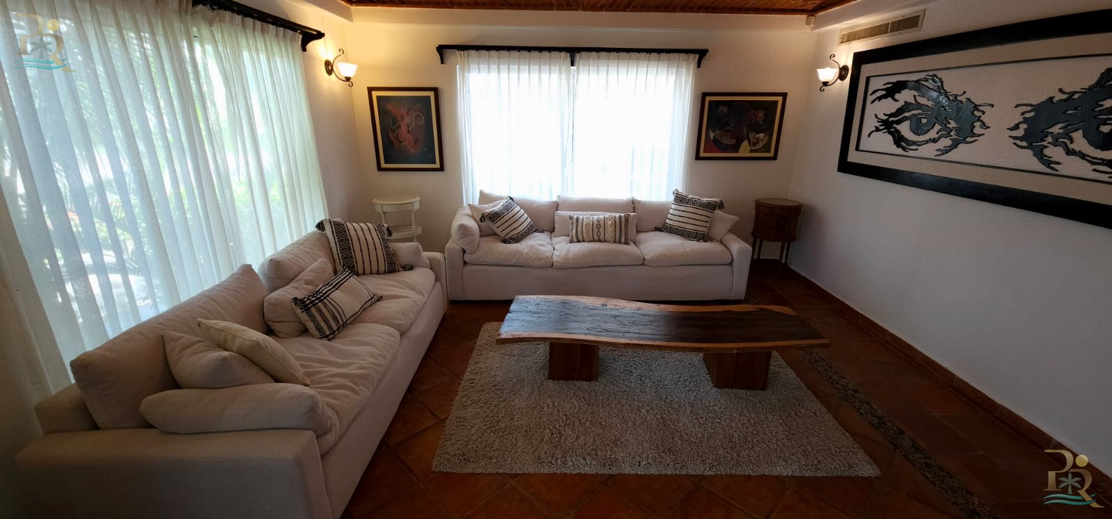 Property gallery SPLURGENT HOUSE: LIVE THE LUXURY IN ISLA DORADA