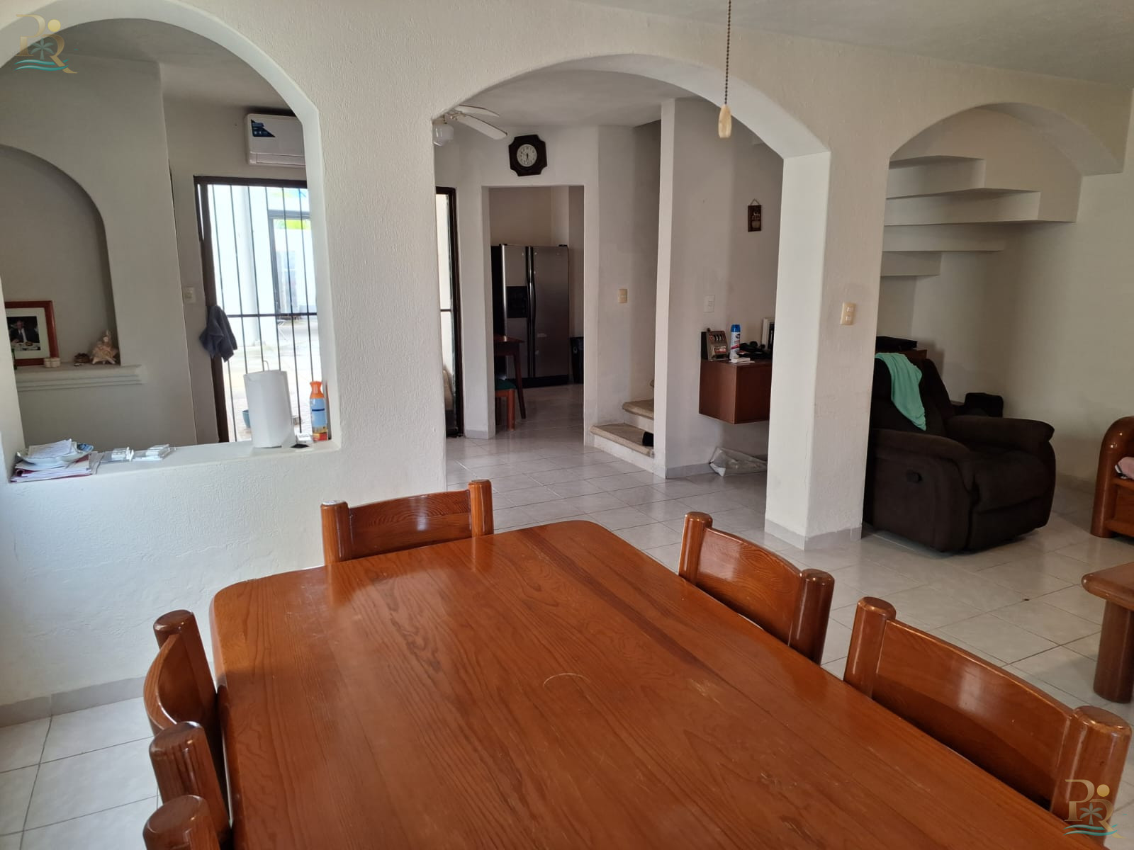 Property gallery UNIQUE OPPORTUNITY: ¡BEACHFRONT HOUSE!