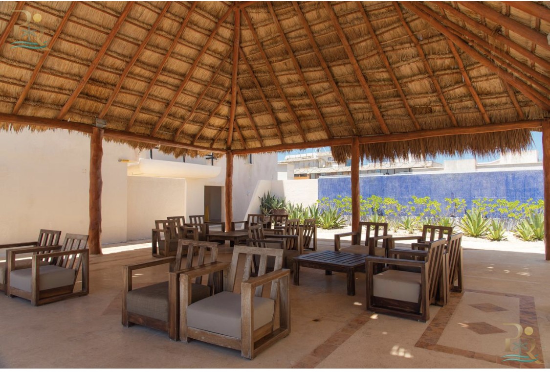 Property gallery LUXURY PENTHOUSE WITH PANORAMIC VIEWS OF THE SEA AND LAGOON IN CANCUN'S HOTEL ZONE