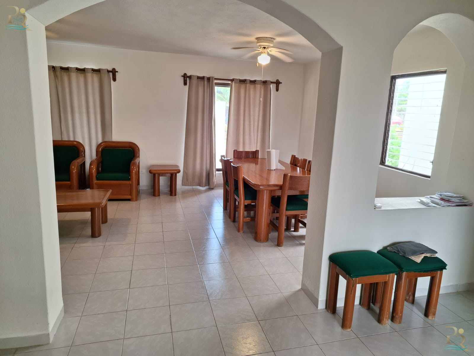 Property gallery UNIQUE OPPORTUNITY: ¡BEACHFRONT HOUSE!