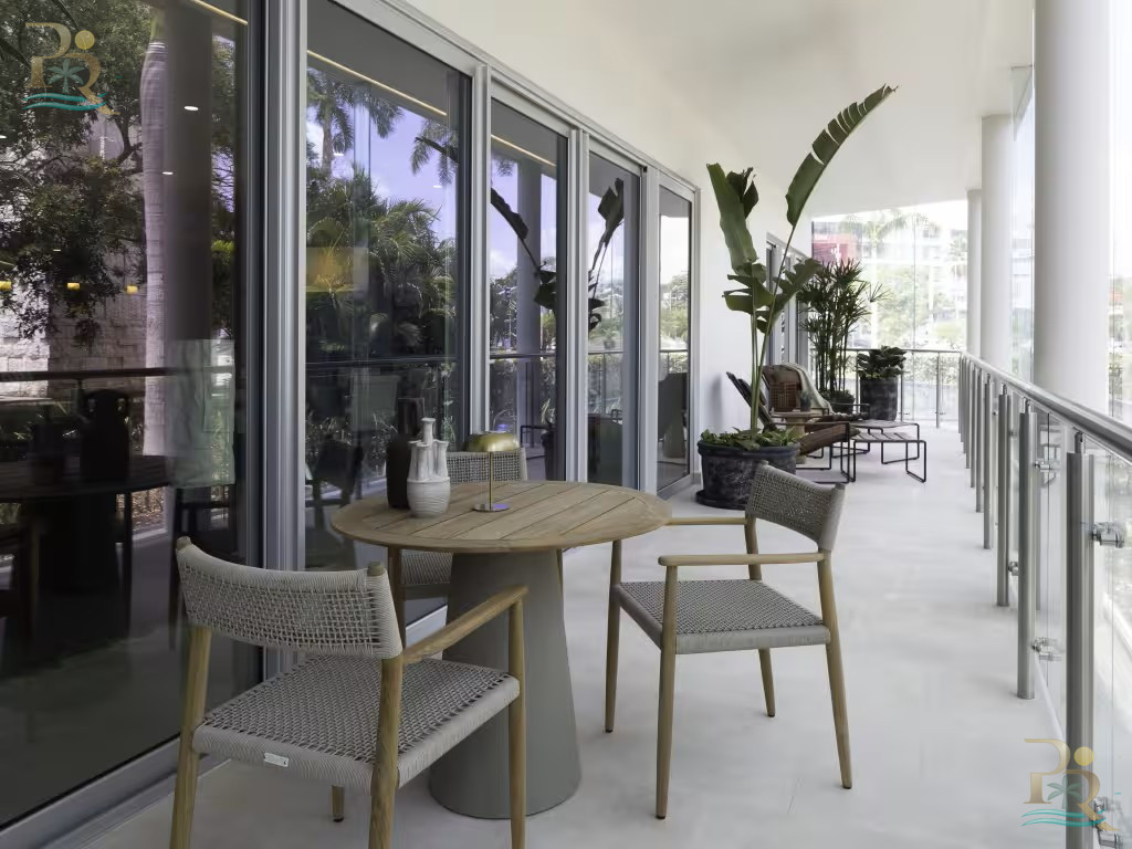 Property gallery Exclusive apartment with marina & ocean views