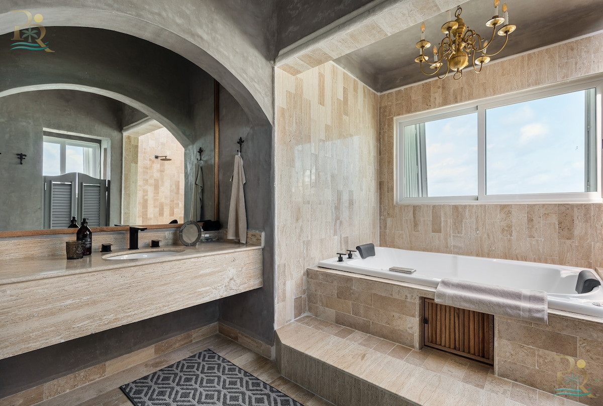 Property gallery Exclusive Ocean & Lagoon View Apartment with Panoramic Views