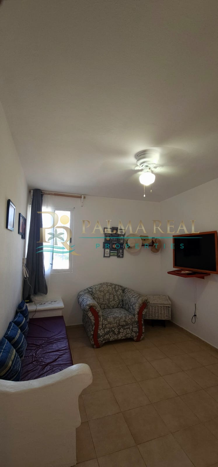 Property gallery FIXER UPPER NEAR THE BEACH