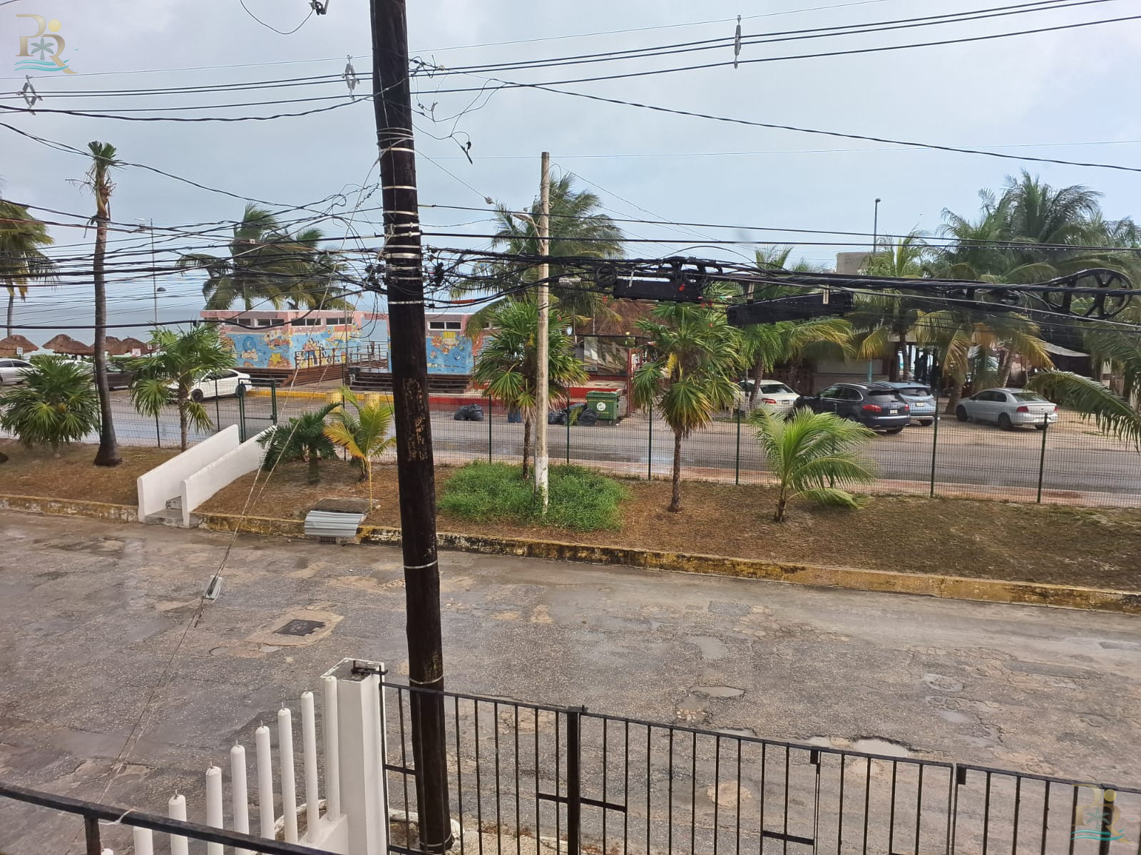 Property gallery UNIQUE OPPORTUNITY: ¡BEACHFRONT HOUSE!