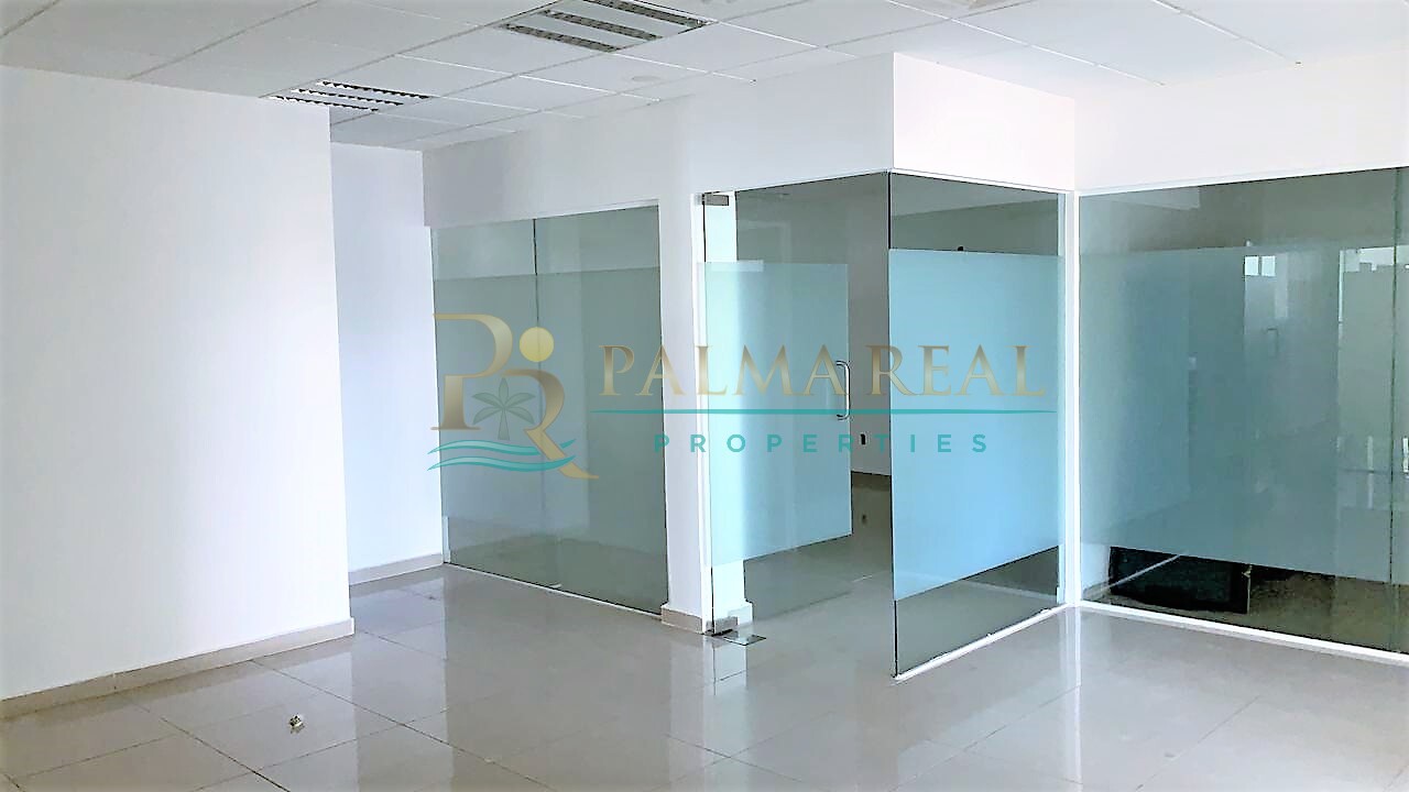 Property gallery 400 METERS OF OFFICES FOR RENT CANCUN CENTER