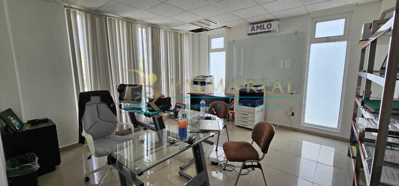 Property gallery 400 METERS OF OFFICES FOR RENT CANCUN CENTER