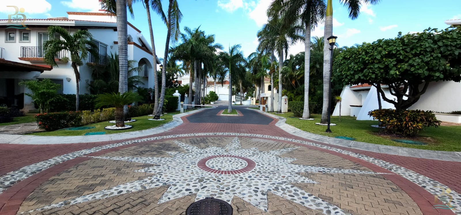 Property gallery SPLURGENT HOUSE: LIVE THE LUXURY IN ISLA DORADA