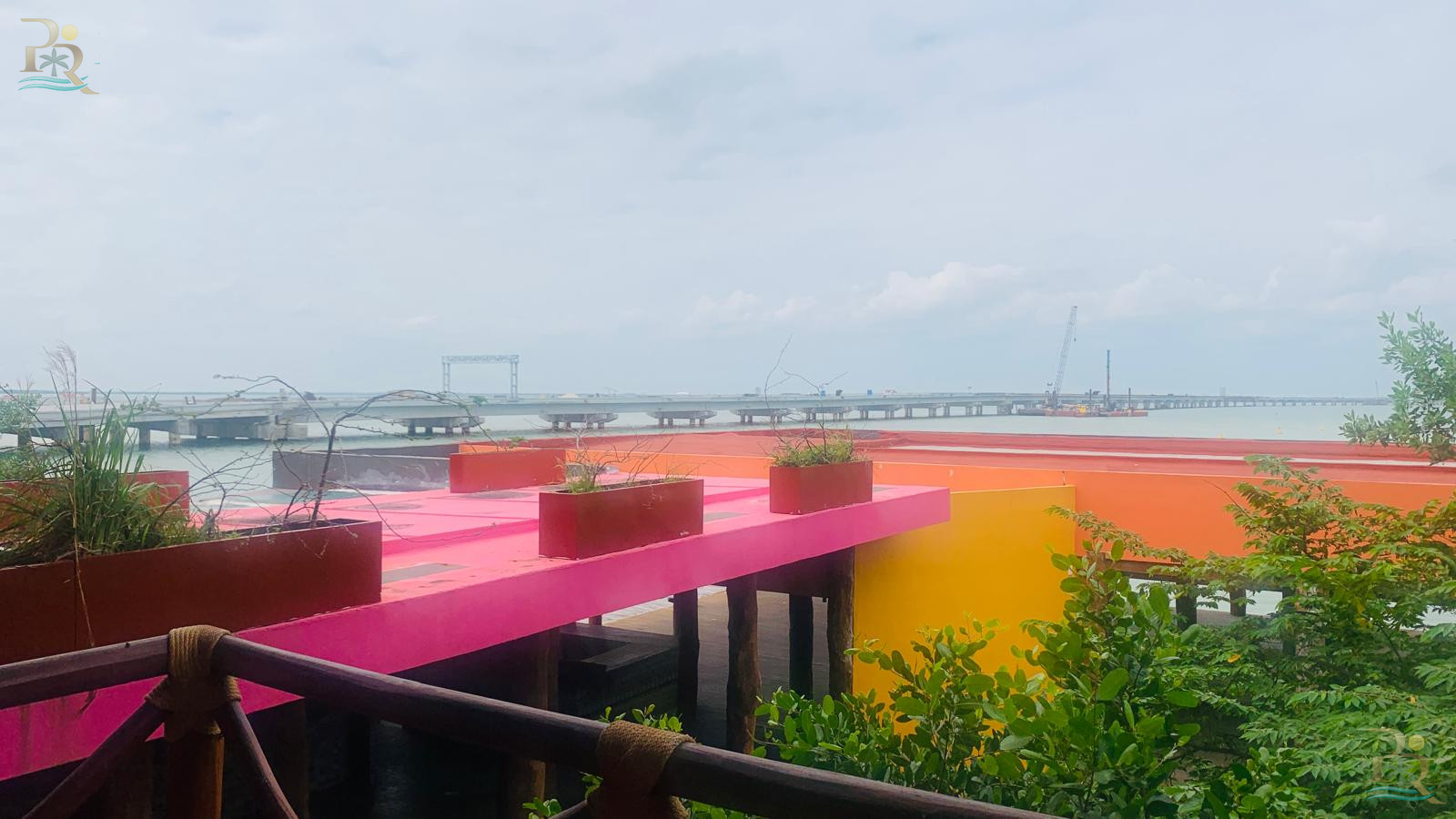 Property gallery Waterfront Restaurant Space – Cancún Hotel Zone