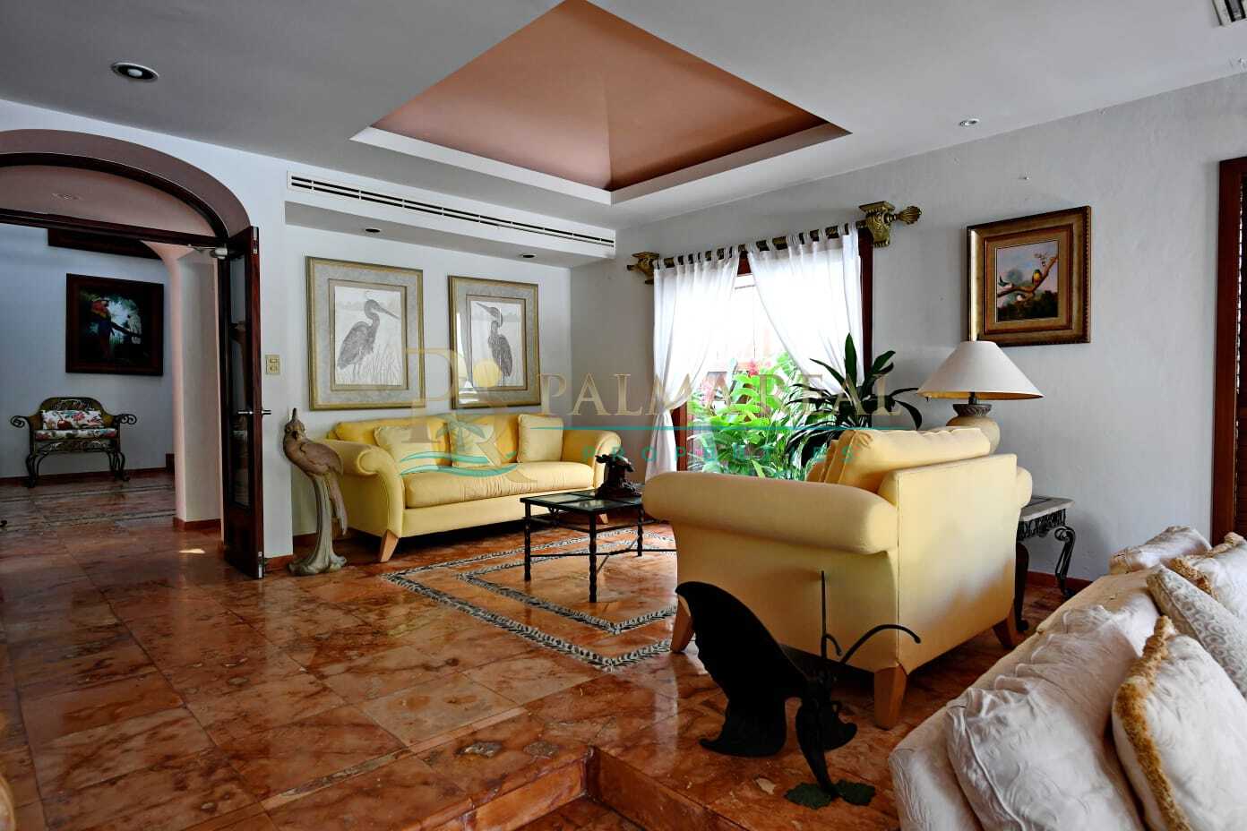 Property gallery FANTASTIC HOUSE ON THE BEACH