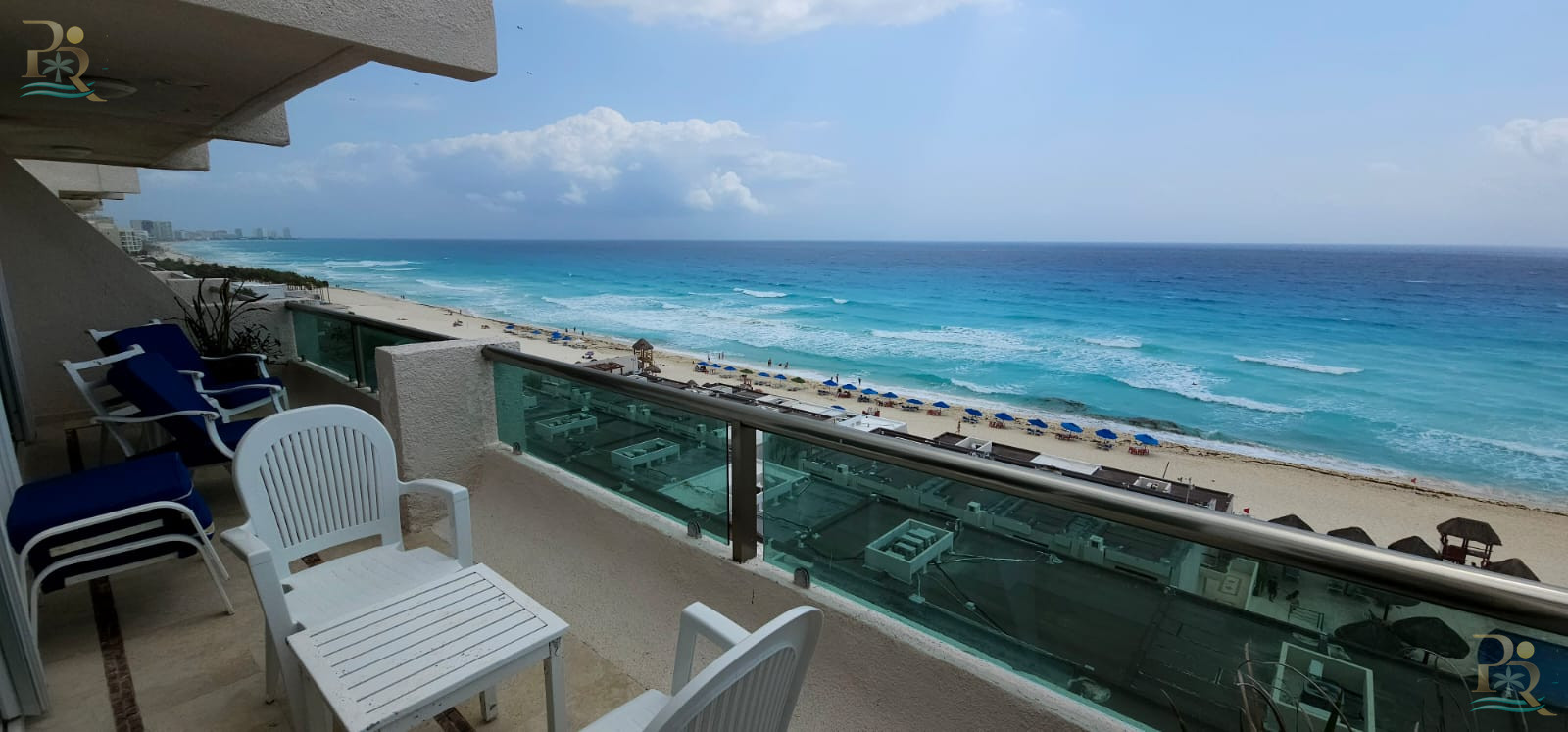 Property gallery LUXURY PENTHOUSE WITH PANORAMIC VIEWS OF THE SEA AND LAGOON IN CANCUN'S HOTEL ZONE