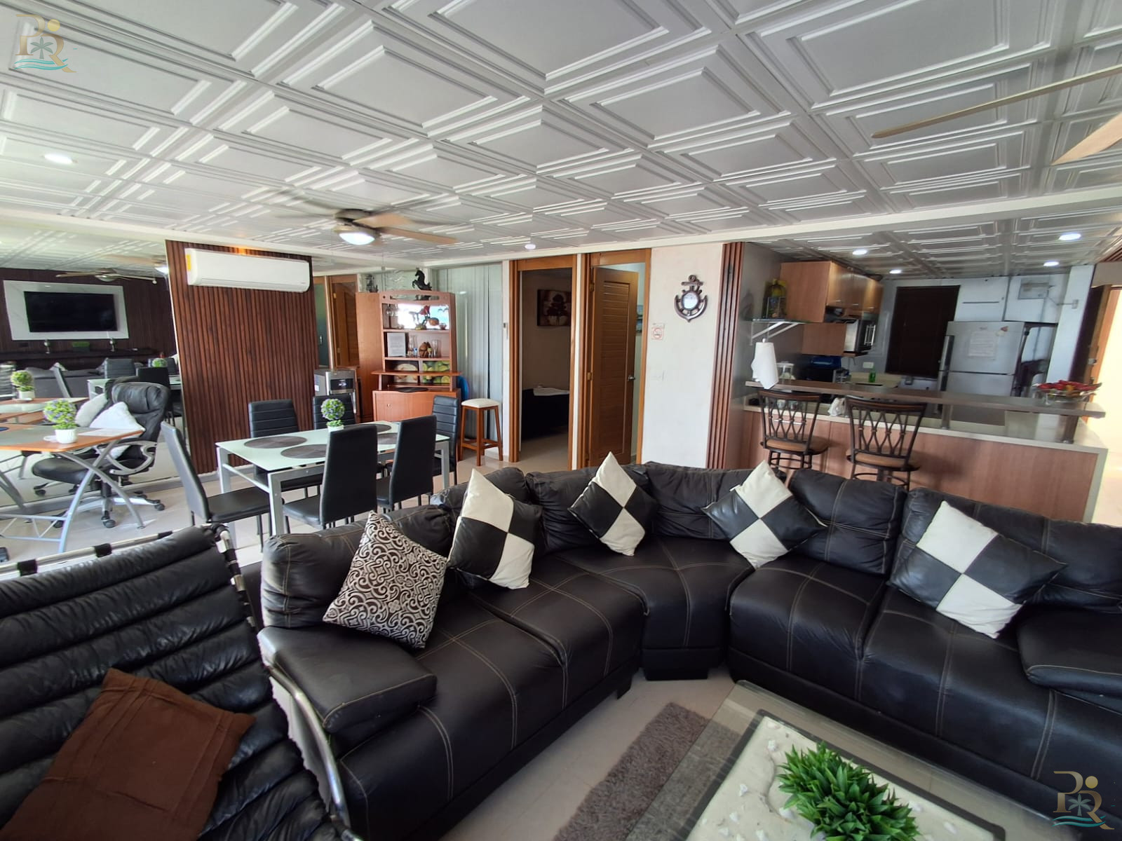 Property gallery Stunning Oceanfront Living at Villas Marlin