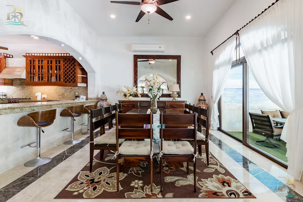 Property gallery Tropical retreat with beach access and golf course views