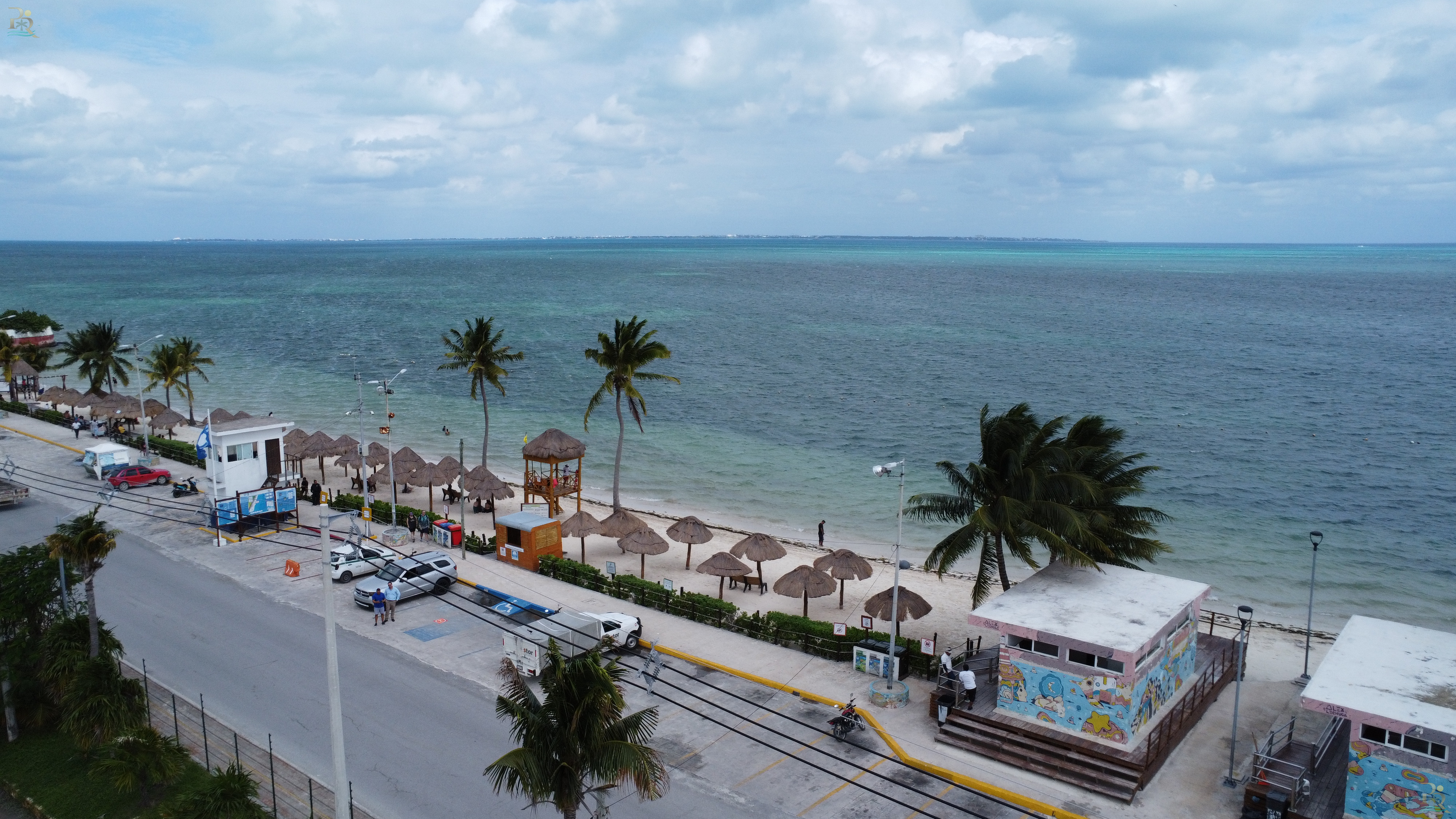 Property gallery UNIQUE OPPORTUNITY: ¡BEACHFRONT HOUSE!