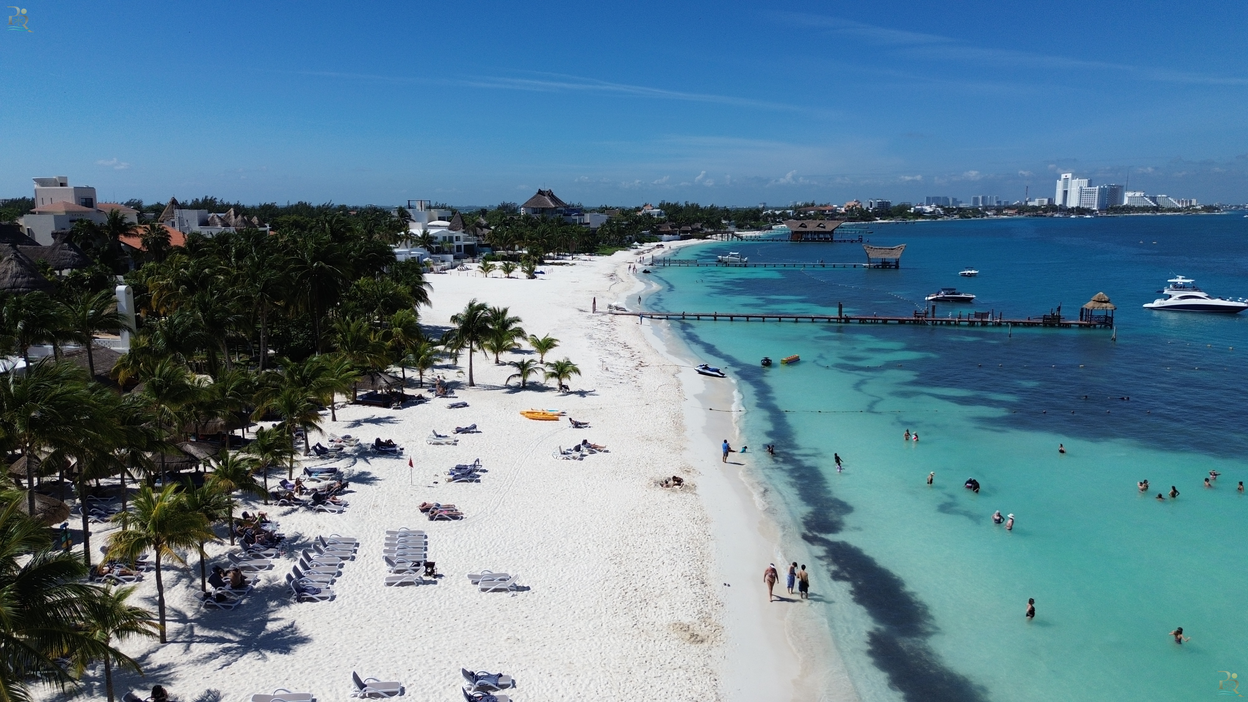 Property gallery OCEAN FRONT VILLA KEY ON HAND | CANCUN MEXICO