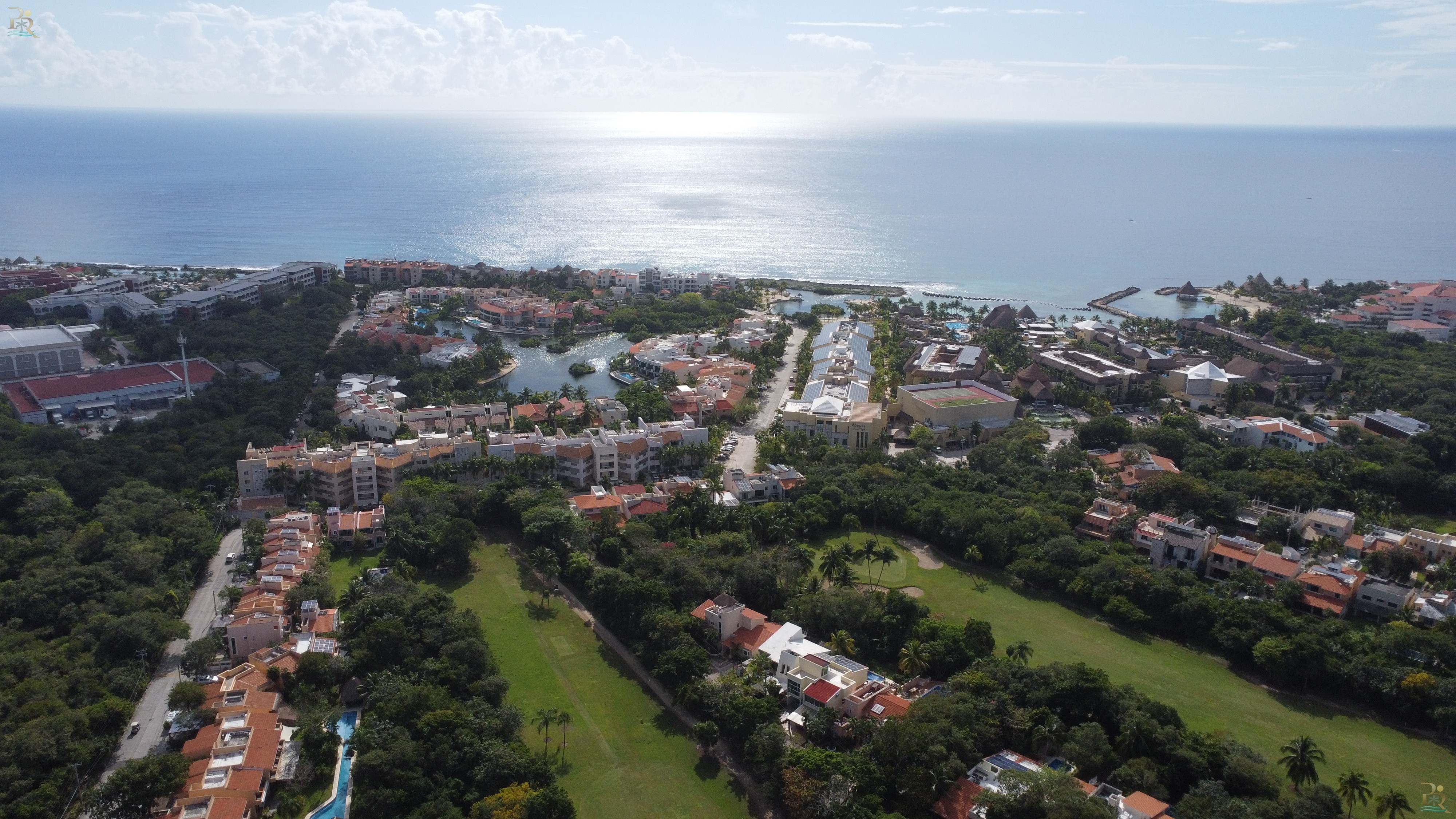 Property gallery Presenting this exclusive property in Puerto Aventuras