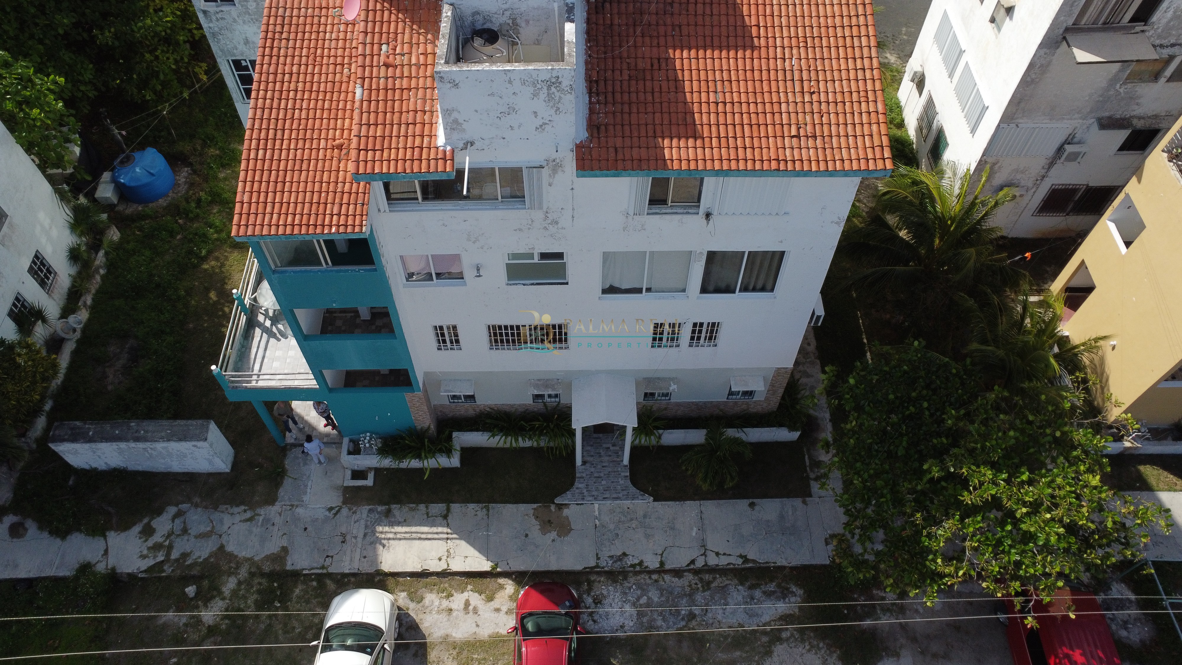 Property gallery FIXER UPPER NEAR THE BEACH