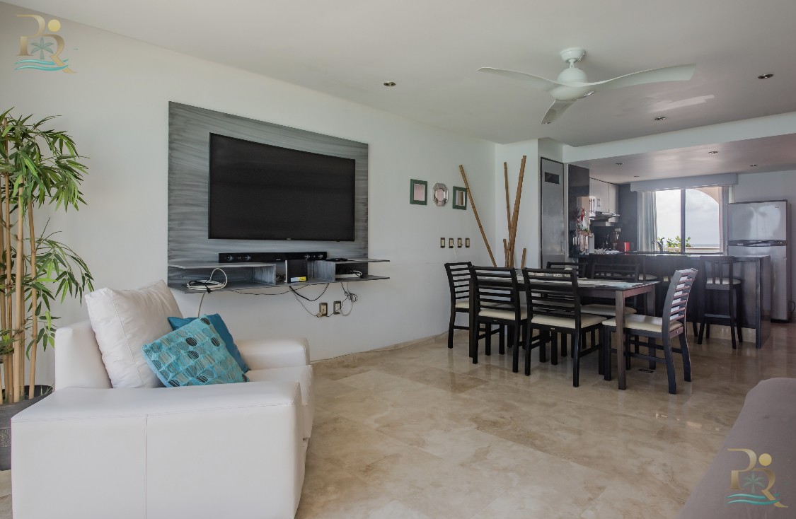 Property gallery LUXURY PENTHOUSE WITH PANORAMIC VIEWS OF THE SEA AND LAGOON IN CANCUN'S HOTEL ZONE