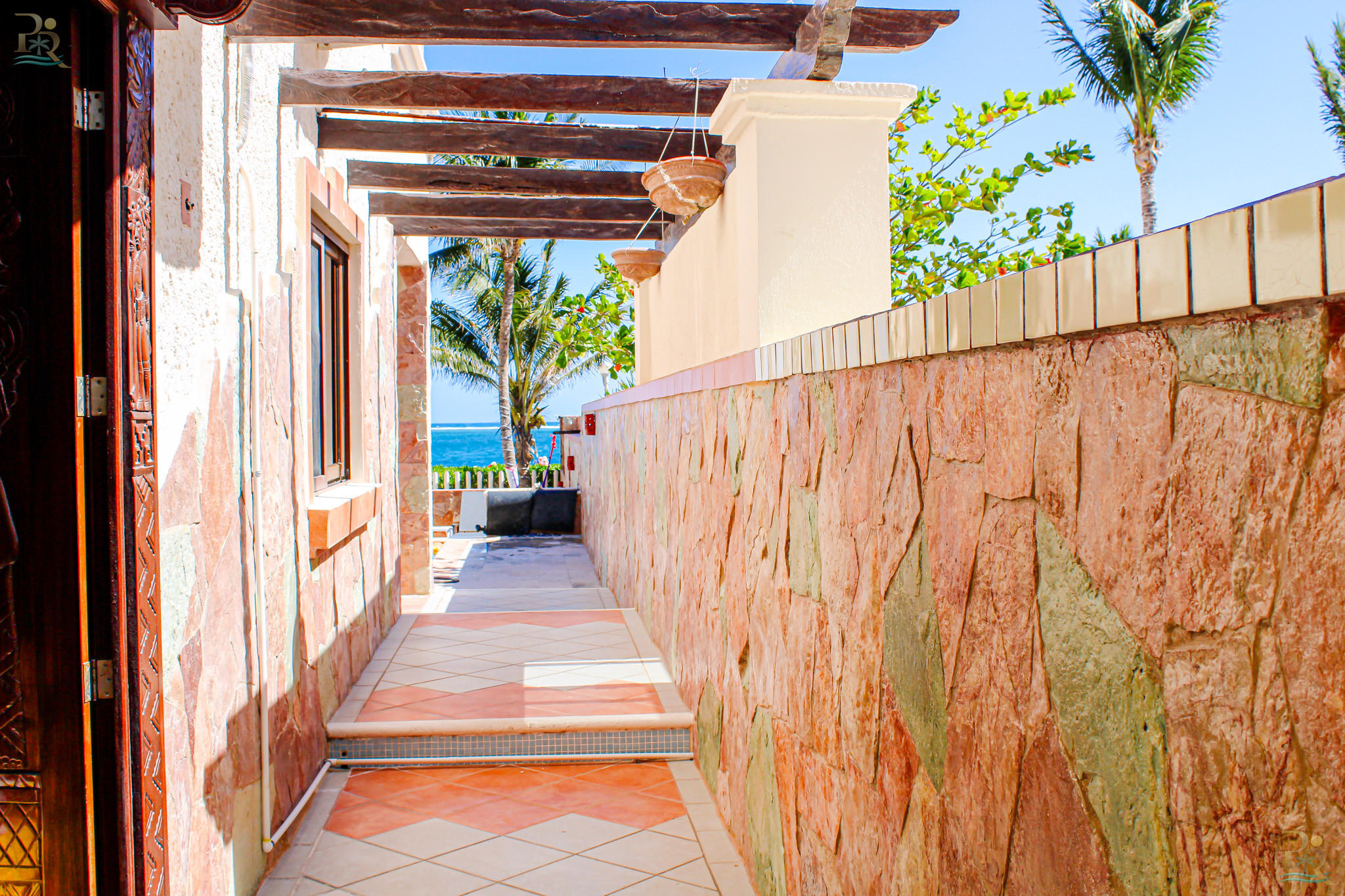 Property gallery BEAUTIFUL HOUSE IN PUERTO MORELOS