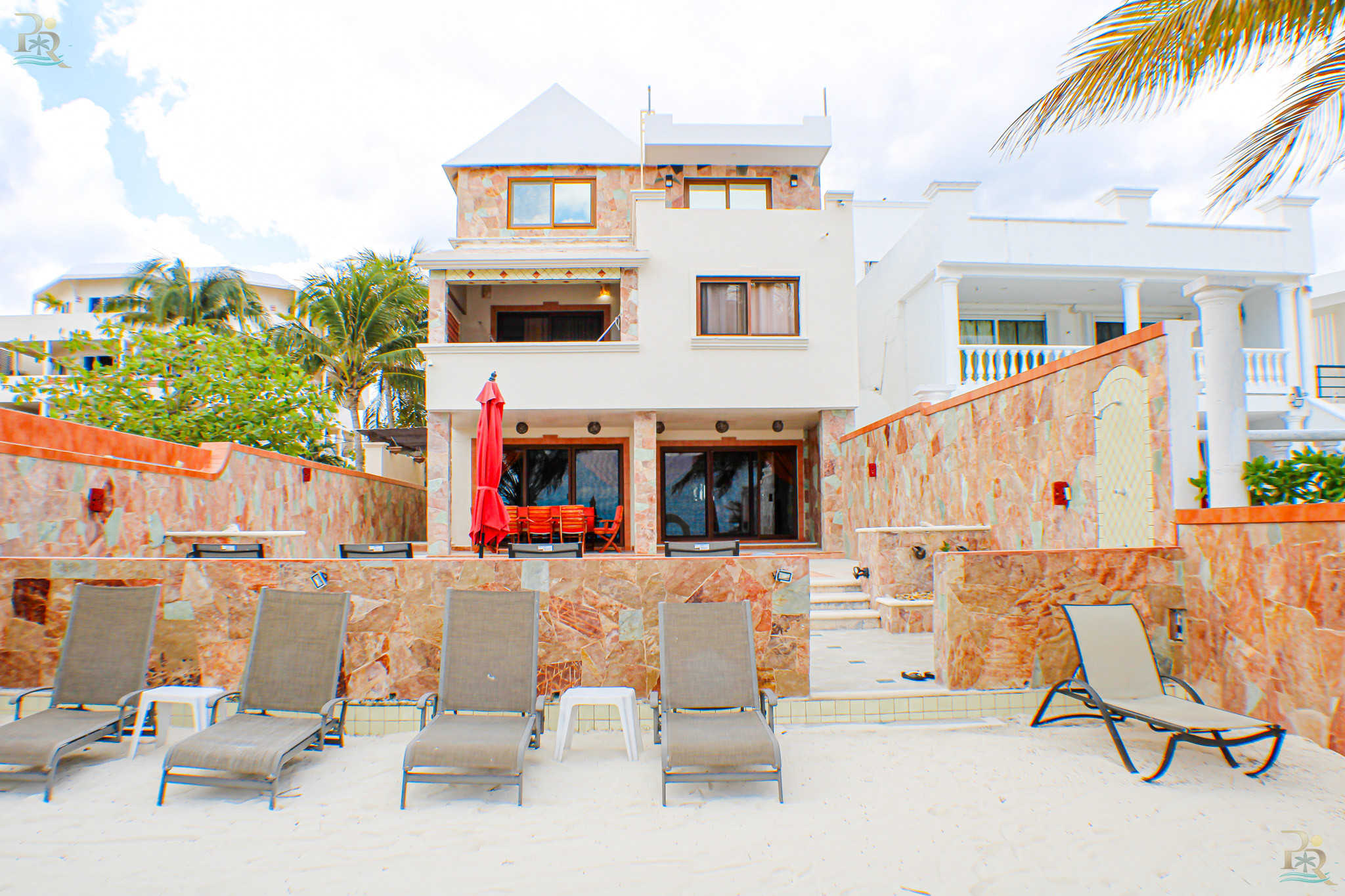 Property gallery BEAUTIFUL HOUSE IN PUERTO MORELOS