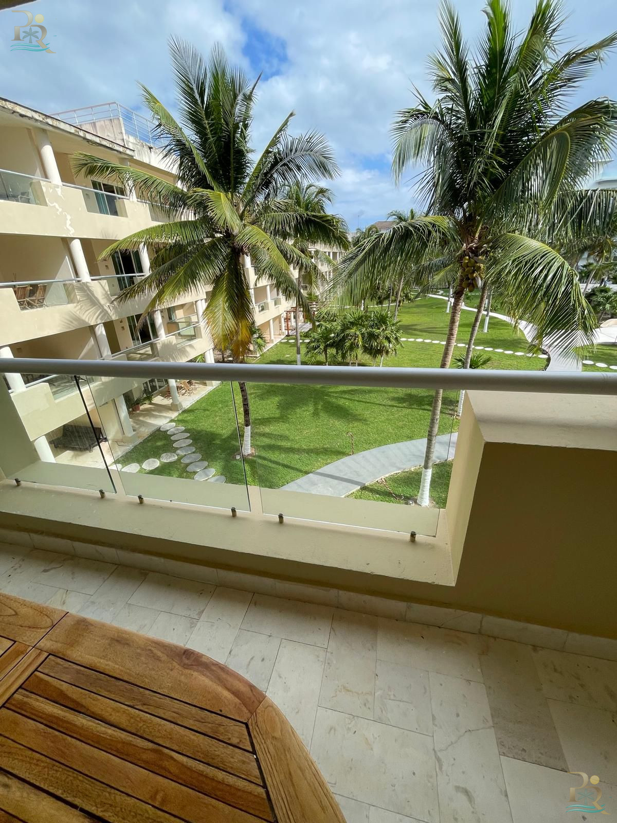 Property gallery Luxury living by the sea