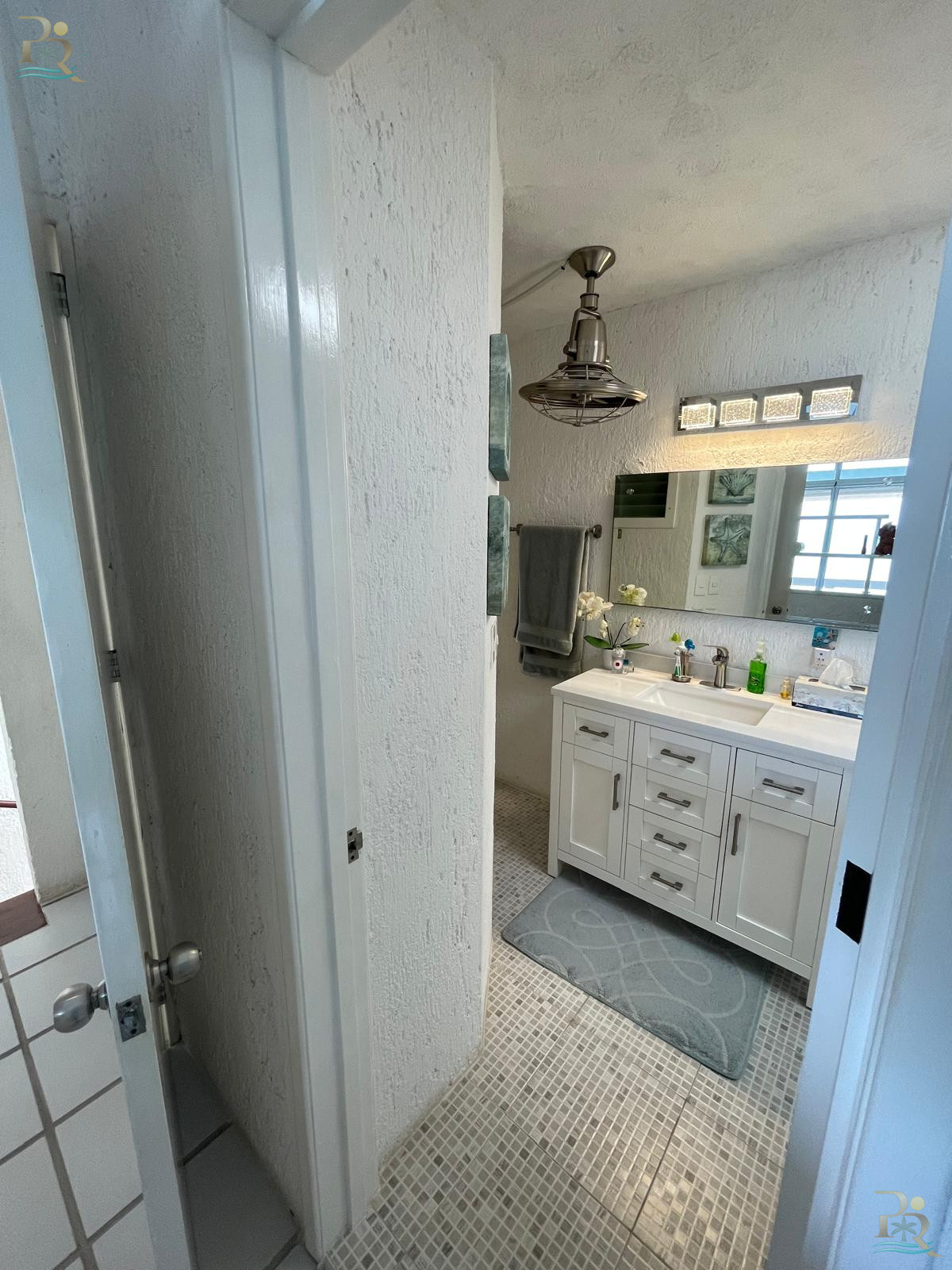 Property gallery OCEAN FRONT VILLA KEY ON HAND | CANCUN MEXICO