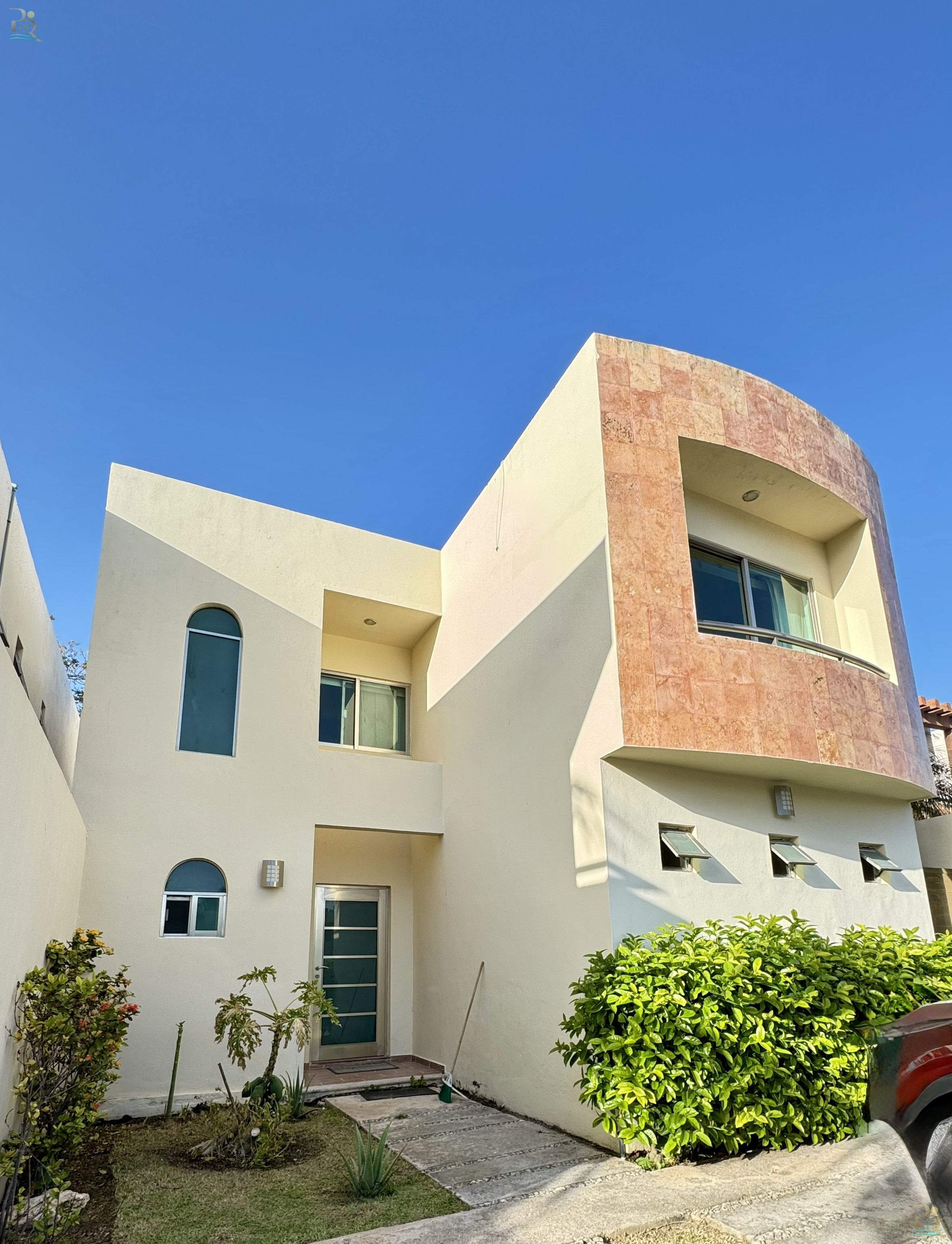 Property gallery Luxury Home for Sale in Residencial Ximbalkin, Playa del Carmen