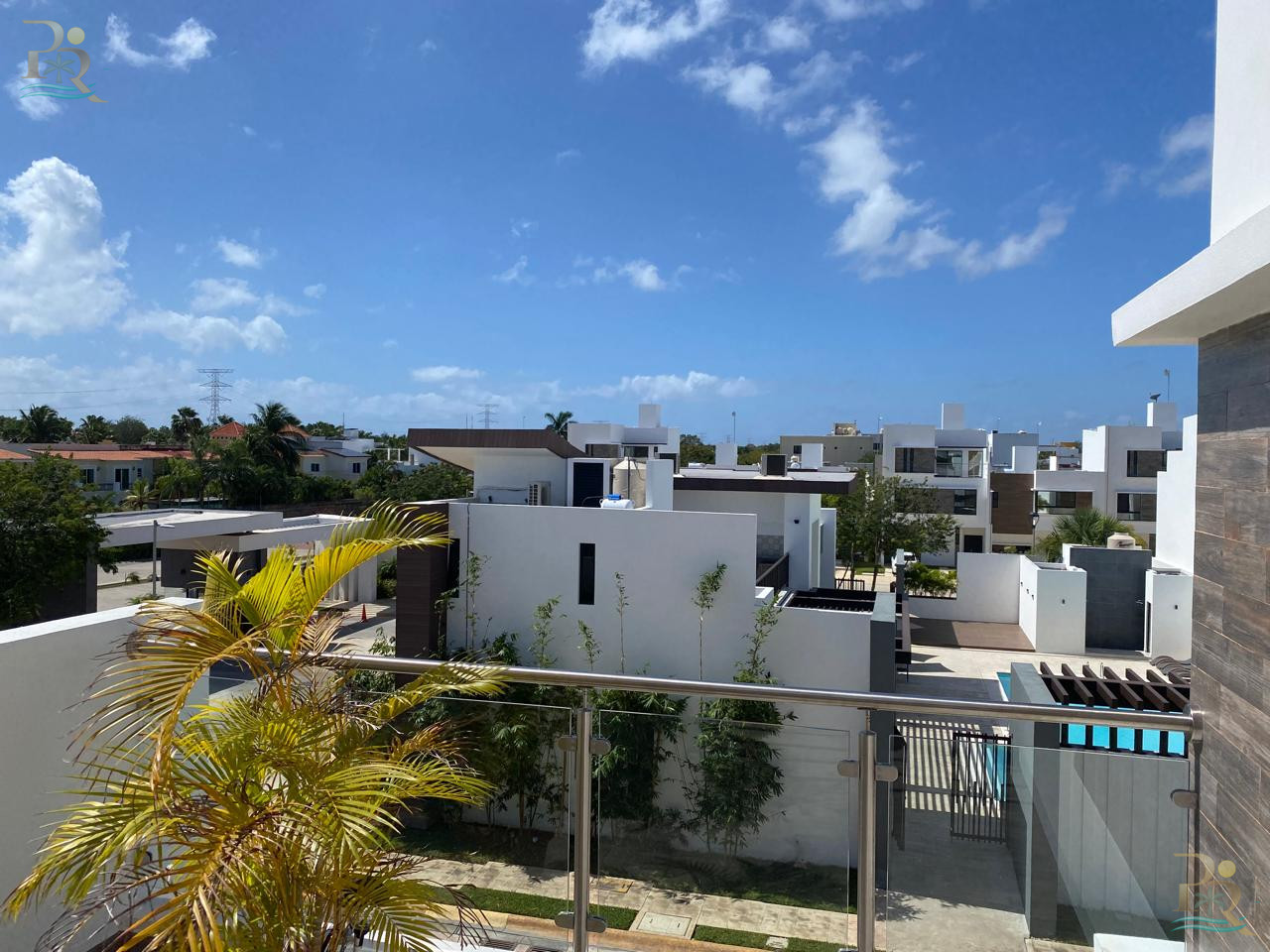 Property gallery House for Sale in Residencial El Encuentro, Playa del Carmen | 3-Bedroom Home with Resort-Style Amenities