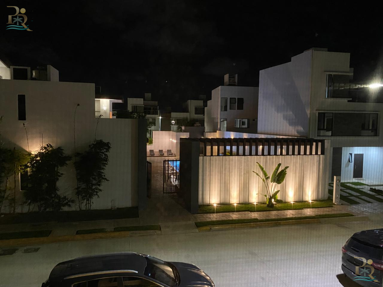 Property gallery House for Sale in Residencial El Encuentro, Playa del Carmen | 3-Bedroom Home with Resort-Style Amenities