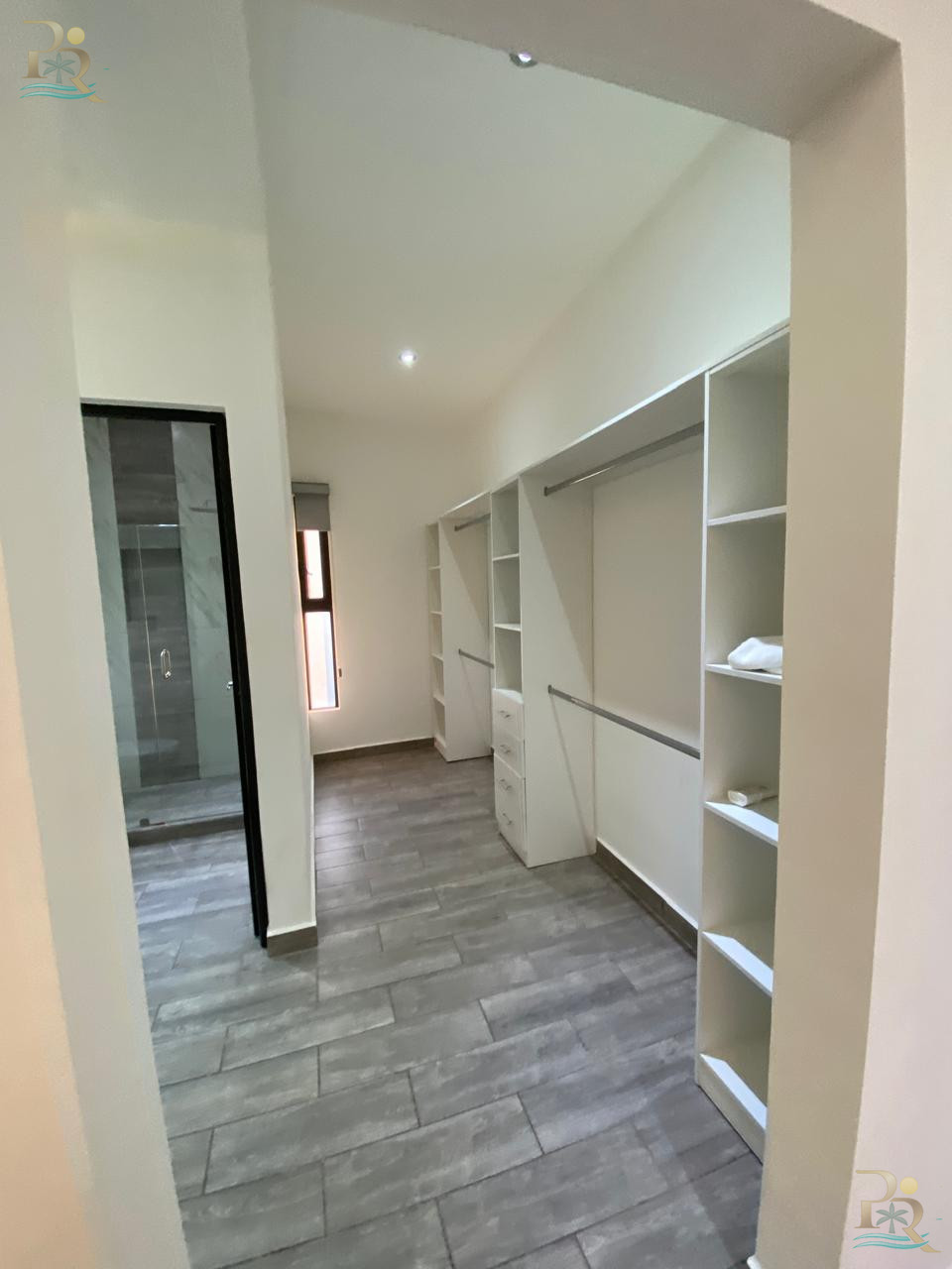 Property gallery House for Sale in Residencial El Encuentro, Playa del Carmen | 3-Bedroom Home with Resort-Style Amenities