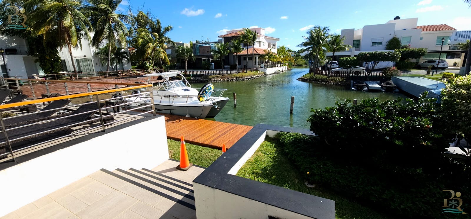 Property gallery SPLURGENT HOUSE: LIVE THE LUXURY IN ISLA DORADA