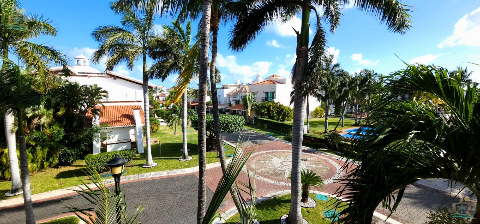 Property gallery SPLURGENT HOUSE: LIVE THE LUXURY IN ISLA DORADA