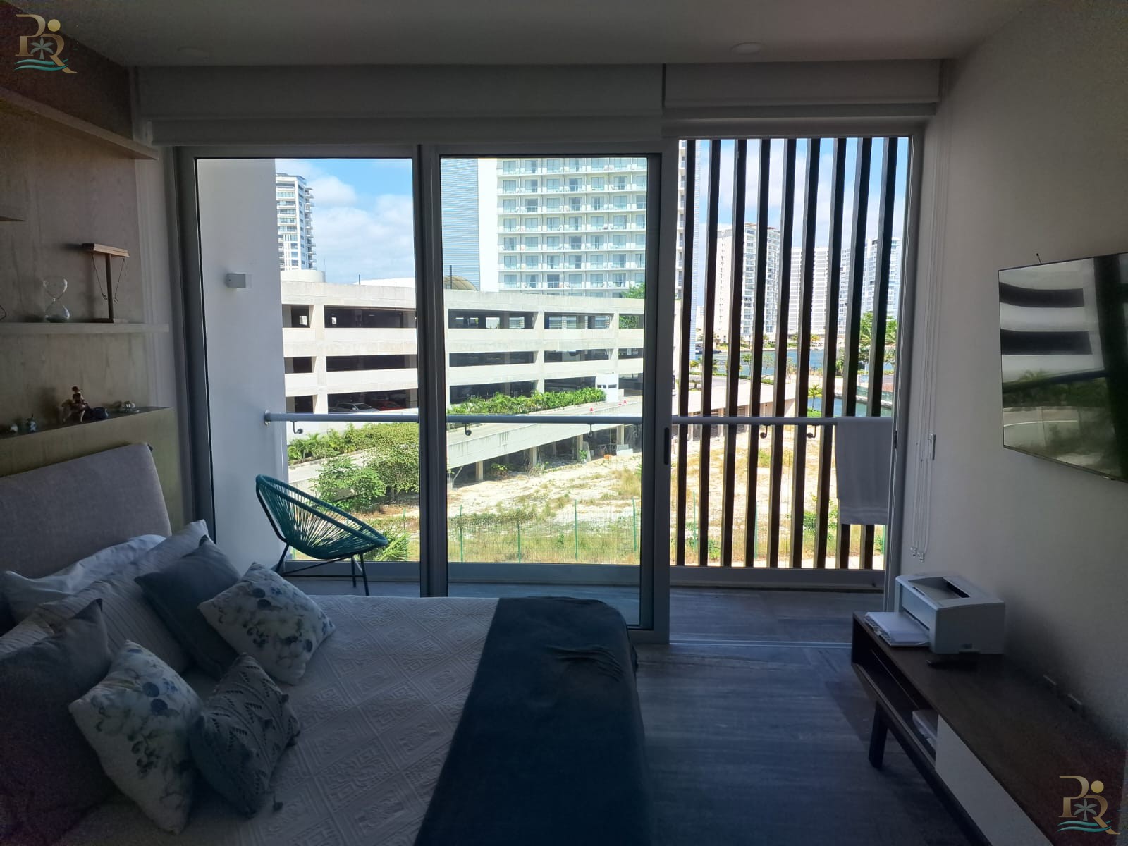 Property gallery COASTAL BLISS: EXCEPTIONAL CONDO WITH DIRECT CARIBBEAN ACCESS IN CANCUN