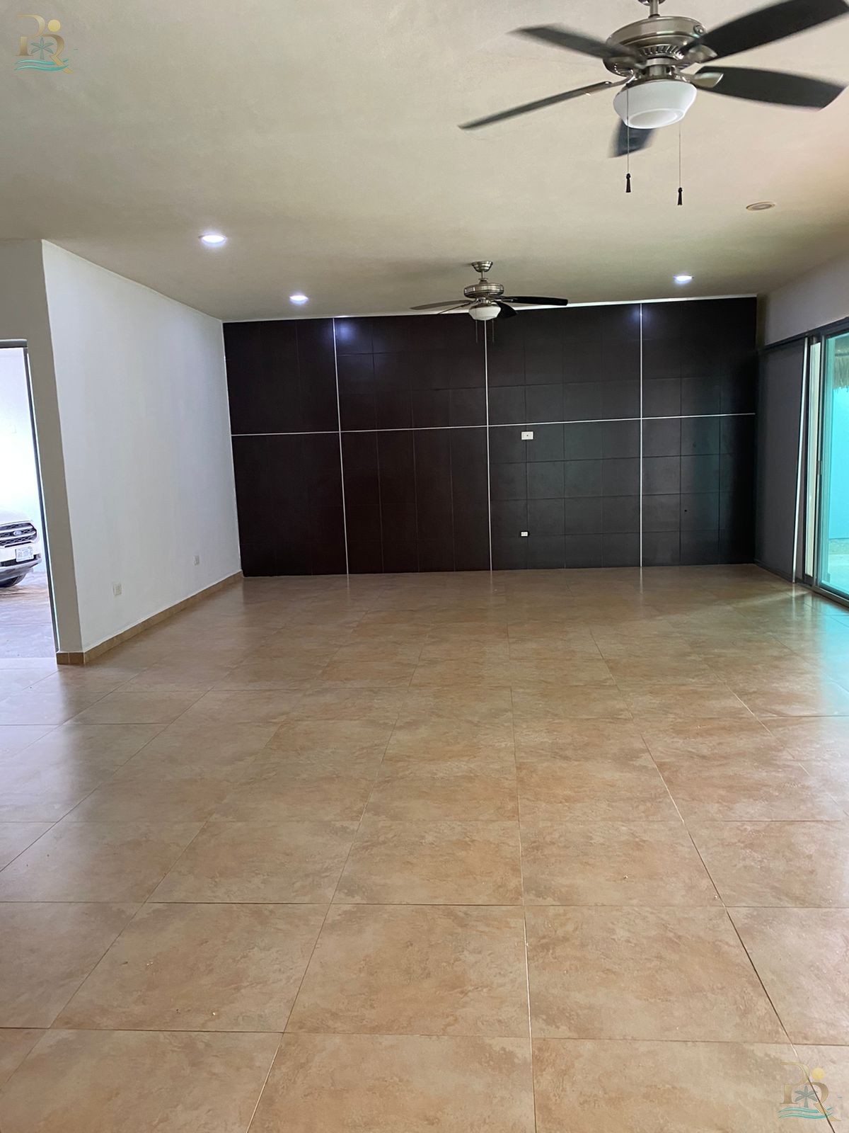 Property gallery STYLE AND COMFORT: 4-BEDROOM HOUSE WITH POOL AND RELAXING TERRACE